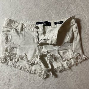 Hollister Distressed Vintage Stretch Low-Rise Short-Shorts